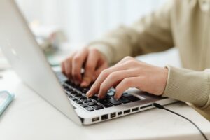 Guía para Activar y Utilizar Vales de Descuento en el Programa de Facturación Powergest