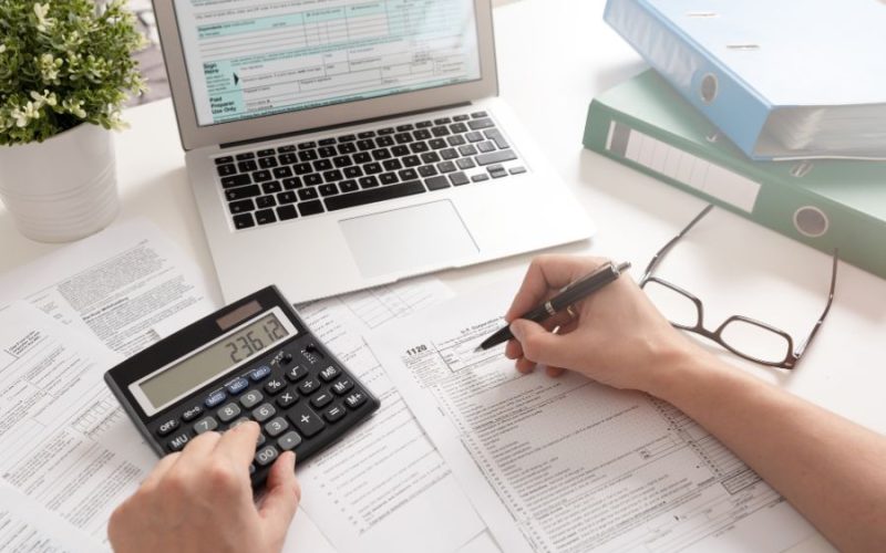 Obligaciones Contables Básicas para Autónomos y Pymes en España